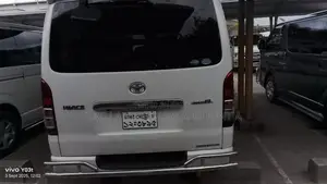 Hiace Micro For Rent (11 Seats)