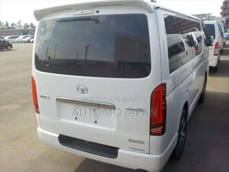 Toyota Hiace Super GL Dark Prime 2020