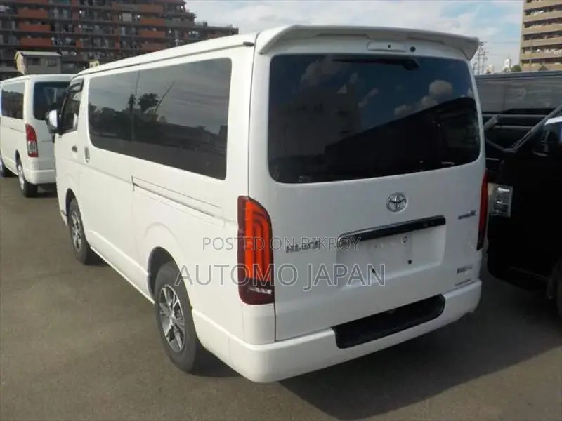 Toyota Hiace Super GL Dark Prime 2020