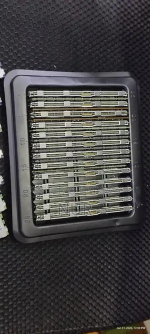 SAMSUNG 32GB 4Rx4 PC3L-12800L-11-12-CO