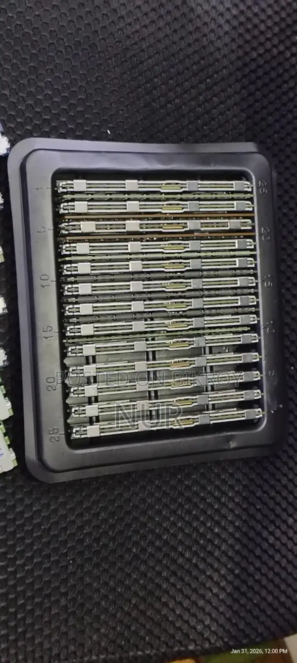 SAMSUNG 32GB 4Rx4 PC3L-12800L-11-12-CO