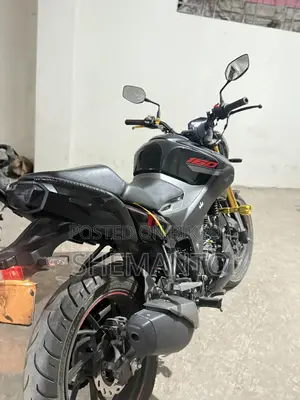 Hero Thriller 160R . 2024