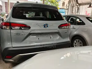 Toyota Corolla Cross Z Leather Moonroof 2022