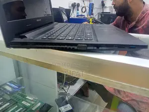 বাজেটের মধ্যে সেরা ল্যাপটপ - বিক্রয় হবে!