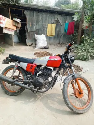 Honda CG125 . 1976