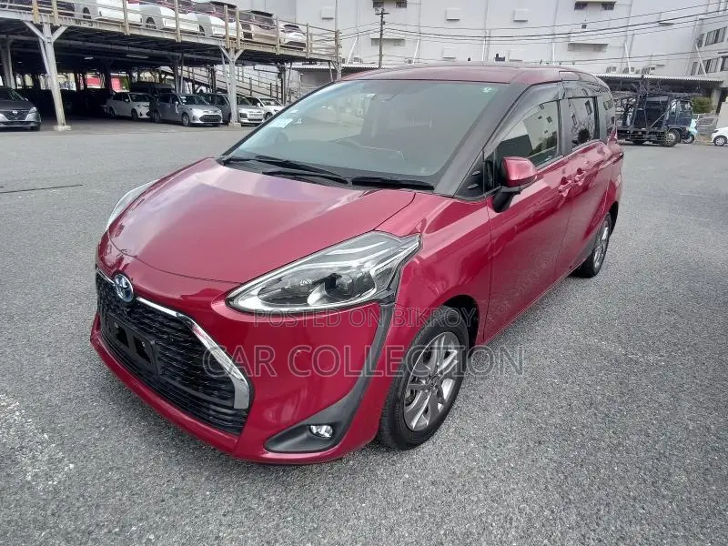 Toyota Sienta G-CUERO 2022
