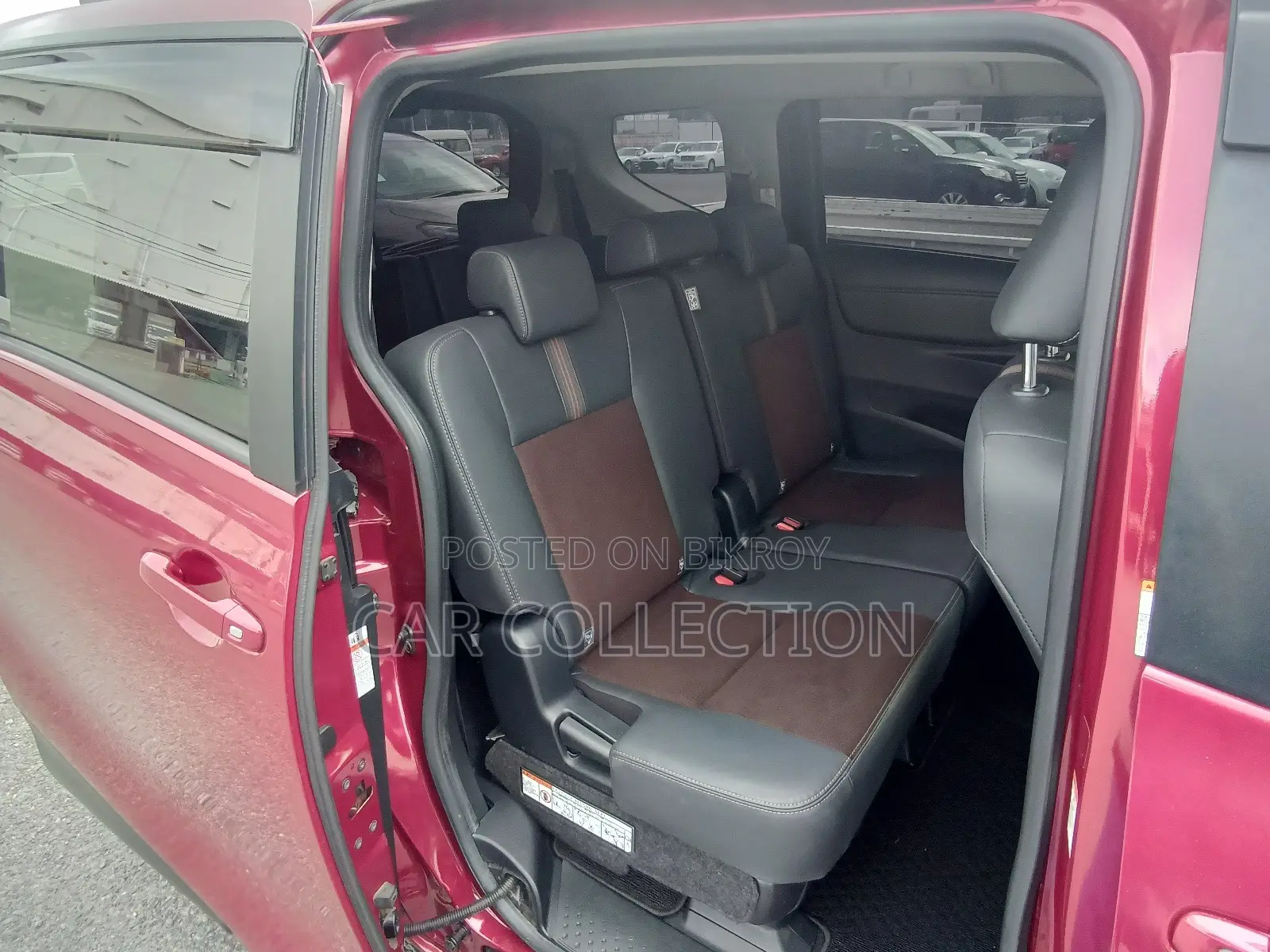 Toyota Sienta G-CUERO 2022