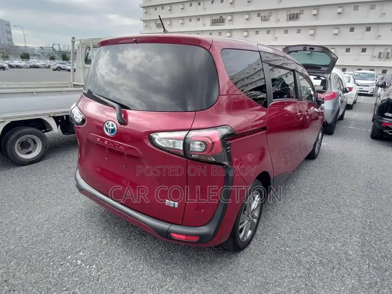 Toyota Sienta G-CUERO 2022