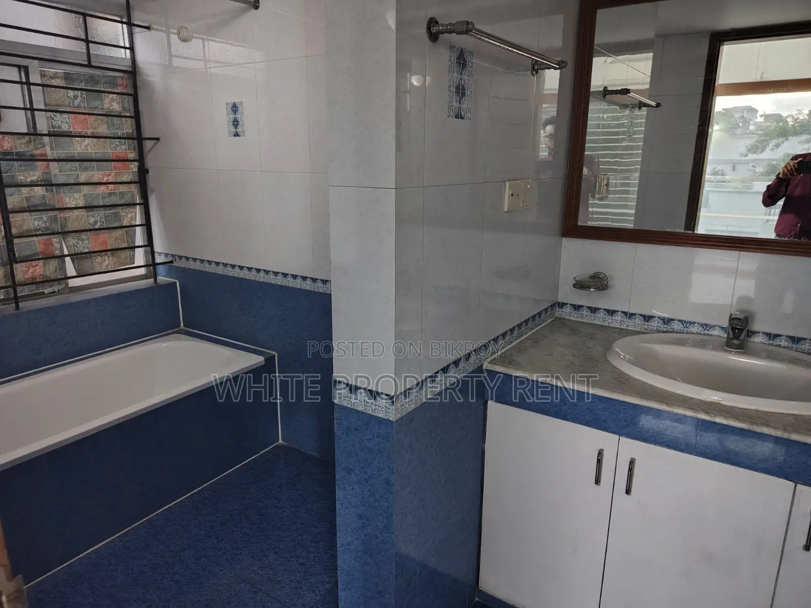 Full Furnished Luxurious Apartment Rent Baridhara Road 3