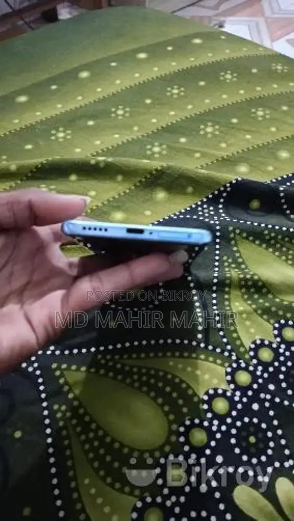 ভিভো ভি২৯ প্রো (ব্যবহৃত)