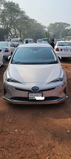 Toyota Prius S Safety 2015