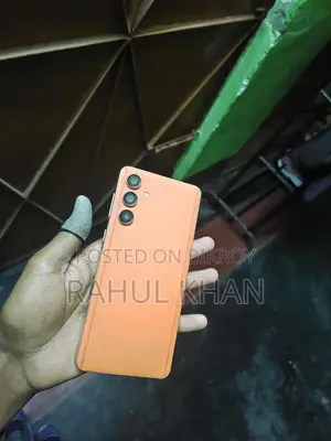 স্যামসাং গ্যালাক্সি এফ৫৫ (ব্যবহৃত)