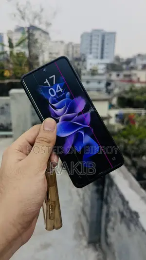 Samsung Galaxy Z Flip3 8/256 GB (Used)