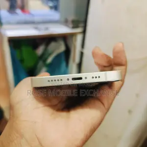 Apple iPhone 12 76% 128gb (Used)