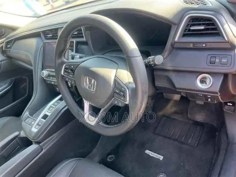 Honda Insight EX PKG RED COLOR 2021