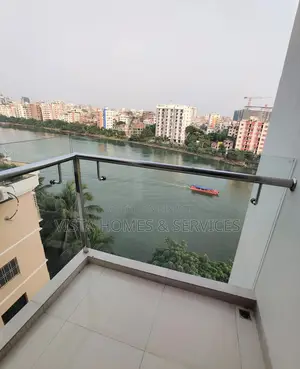 Luxury Fully Furnished 3 Bed Lakeside Apt for Rent in Gulshan-1