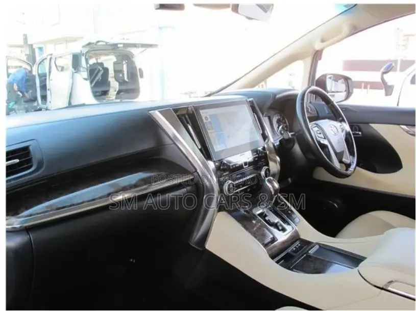 Toyota Alphard Executive Lounge 2021