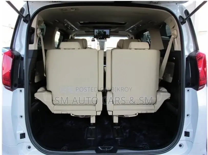 Toyota Alphard Executive Lounge 2021
