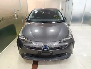 Toyota Prius S_READY_STOCK 2020