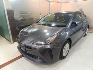 Toyota Prius S_READY_STOCK 2020