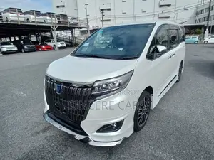 Toyota Esquire GI PREMIUM HYBRID 2021