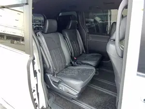 Toyota Esquire GI PREMIUM HYBRID 2021