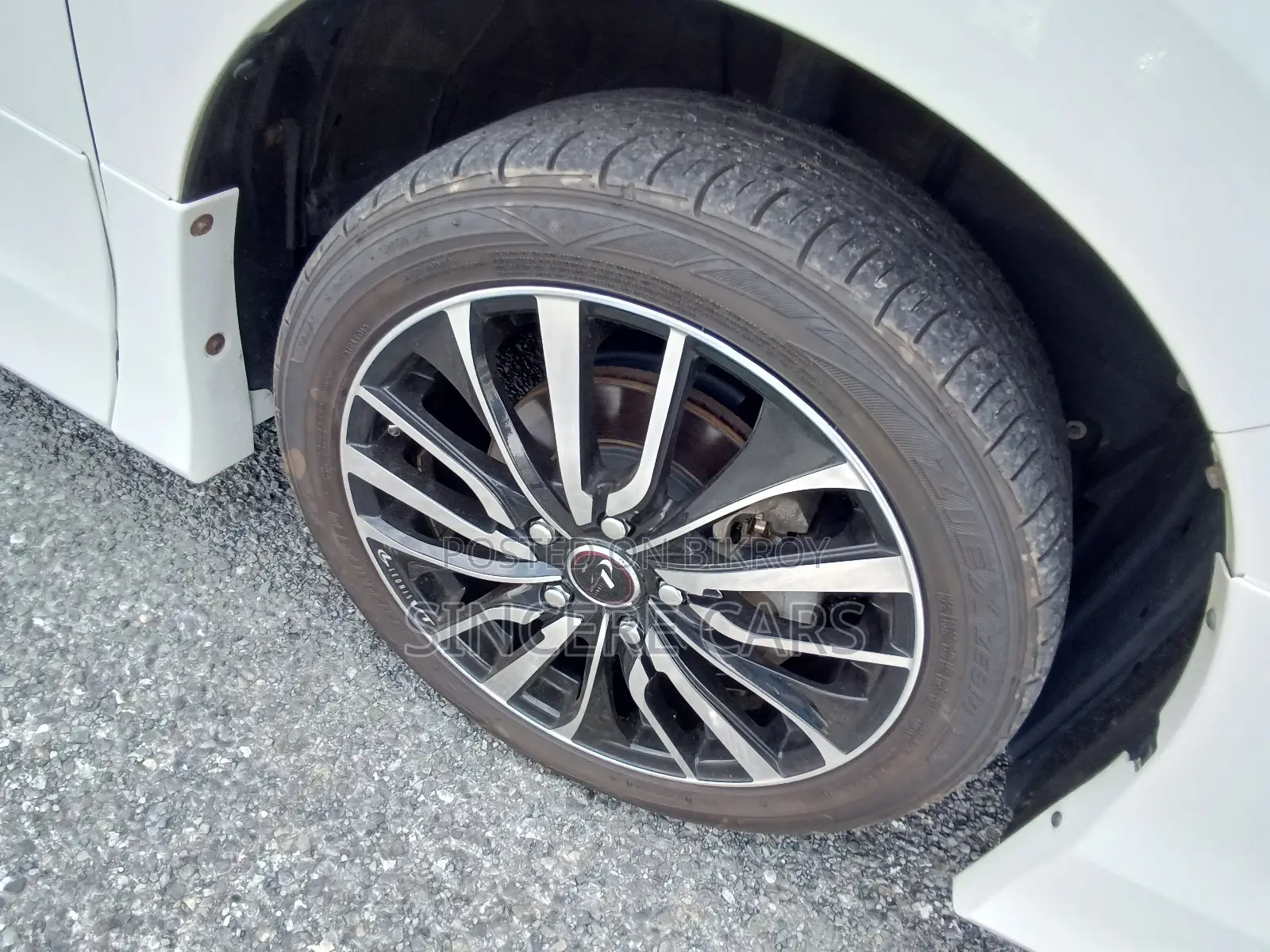 Toyota Esquire GI PREMIUM HYBRID 2021