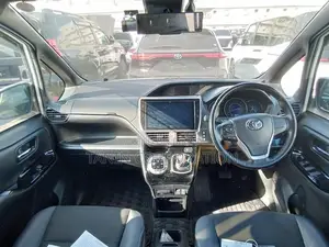 Toyota Noah Hybrid SI WXB V-3 2021