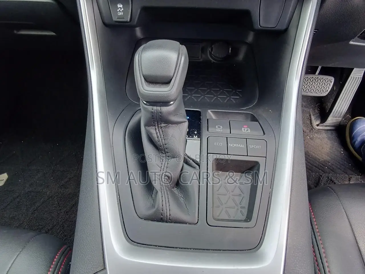 Toyota RAV4 Non Hybrid X Red 2020