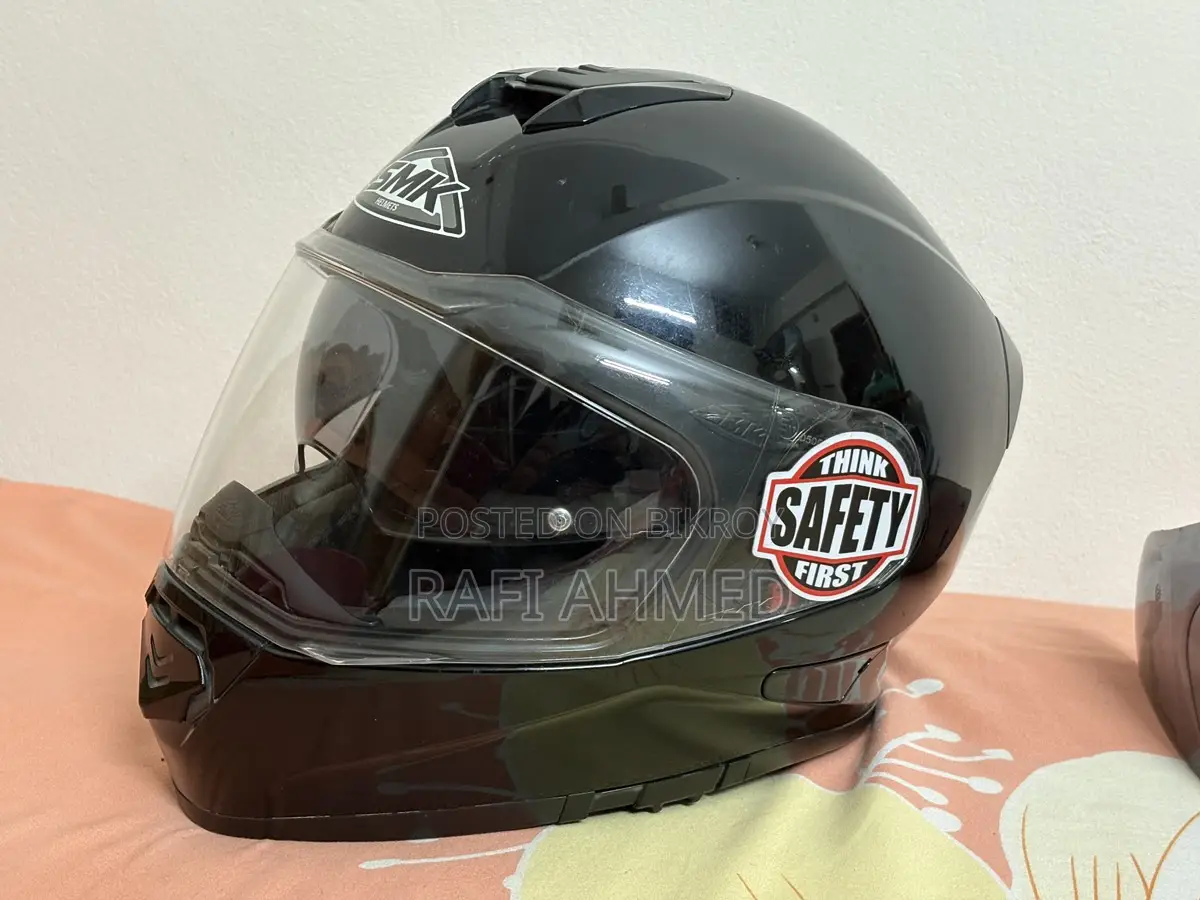 SMK Helmet