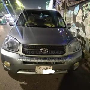 টয়োটা আরএভি৪ রূপালী ২০০৩
