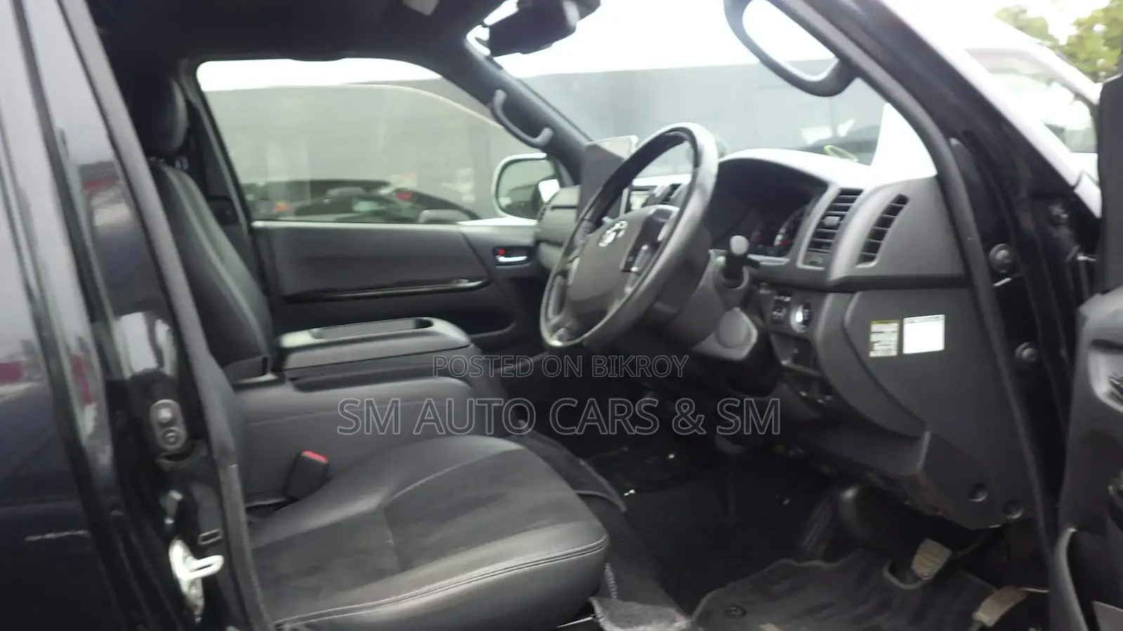Toyota Hiace Super GL Dark Prime2 2020