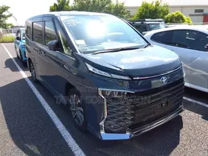 Toyota Voxy Hybrid S-Z 4.5 Grade 2022