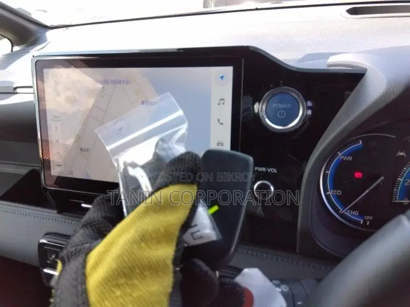 Toyota Voxy Hybrid S-Z 4.5 Grade 2022