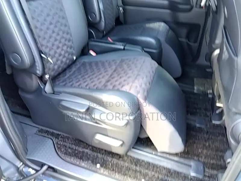 Toyota Voxy Hybrid S-Z 4.5 Grade 2022