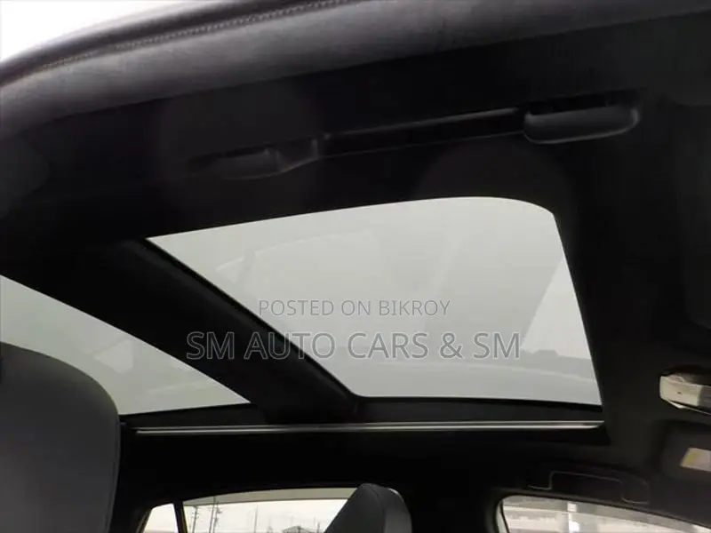 Toyota Harrier Hybrid Z Pearl 2021