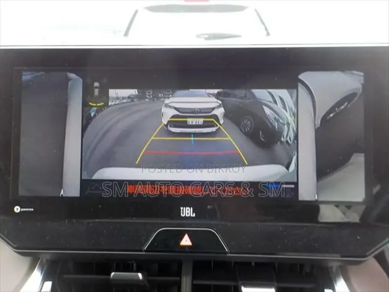 Toyota Harrier Hybrid Z Pearl 2021