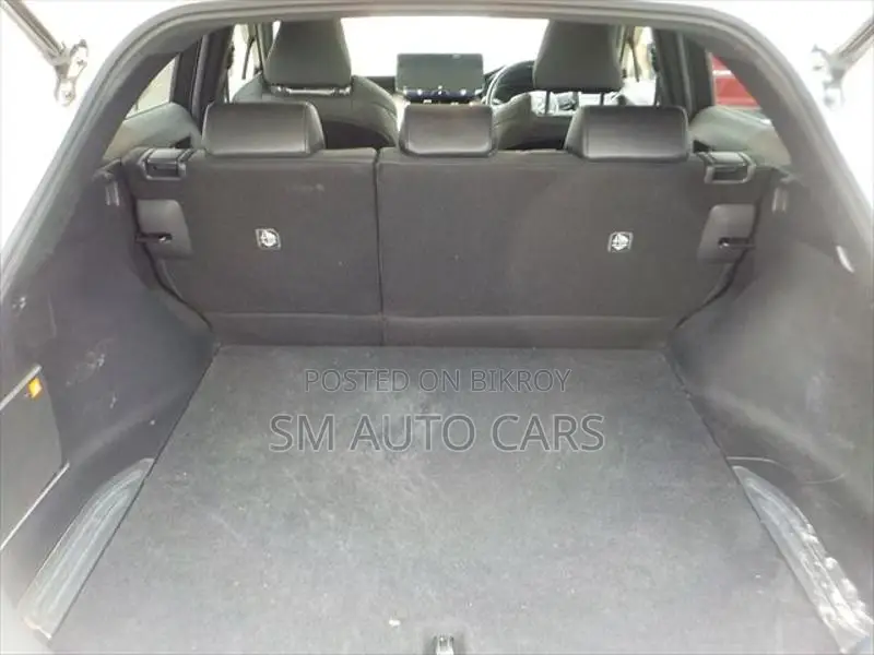 Toyota Harrier Hybrid Z Pearl 2021