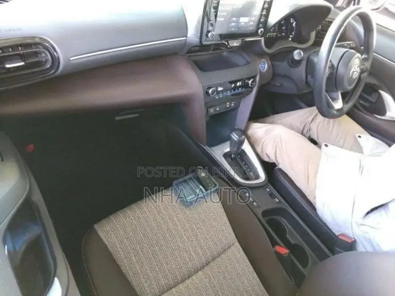 Toyota Yaris Cross Z LEATHER HYBRID 2021