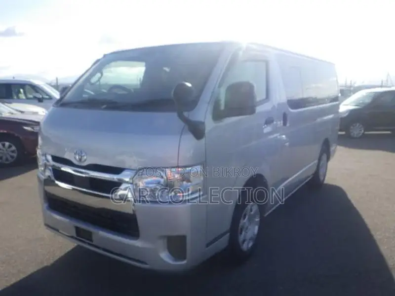 Toyota Hiace GL Dual AC 2023