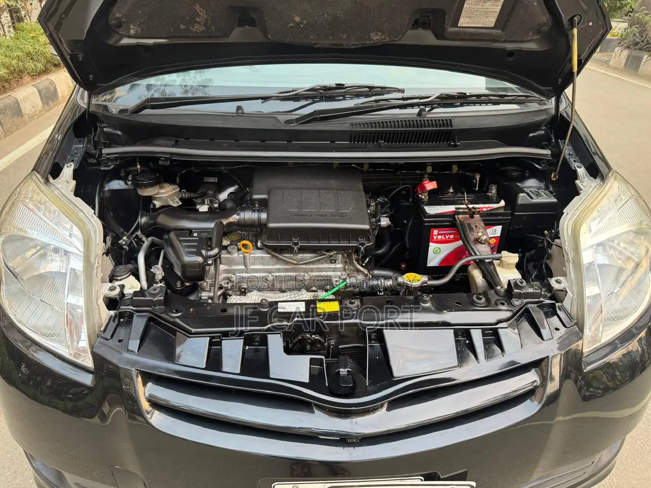 Toyota Passo Sette 7 Seater Octane 2009