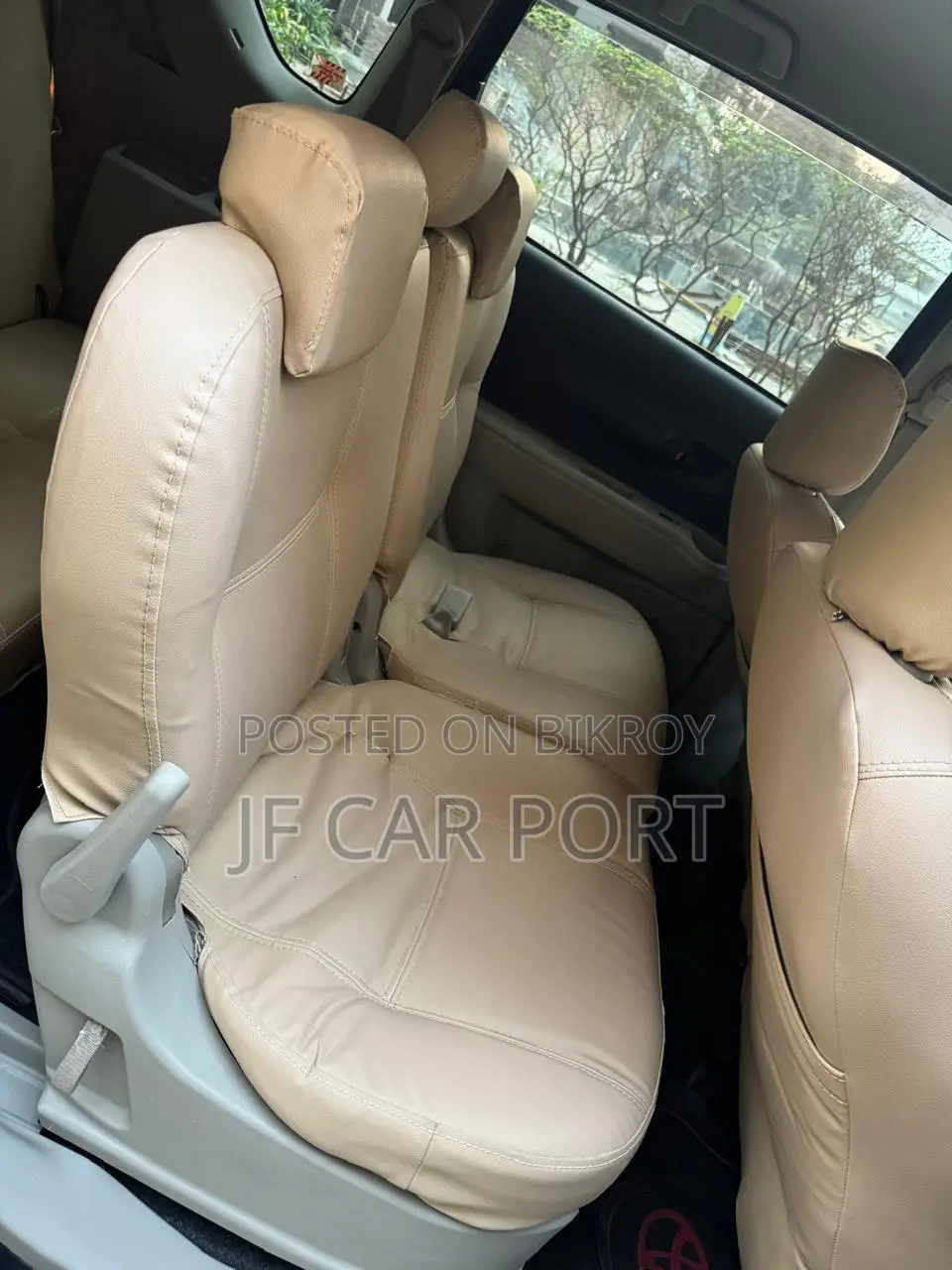 Toyota Passo Sette 7 Seater Octane 2009