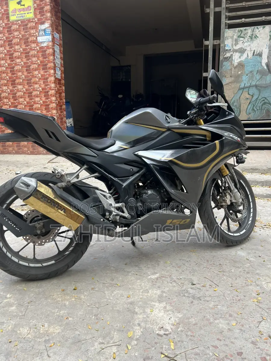 Honda CBR 150R 2021