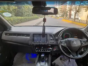 Honda Vezel 2016