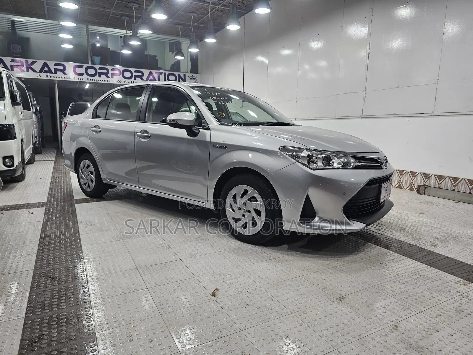 Toyota Axio EX Hybrid | Grade 5 2020