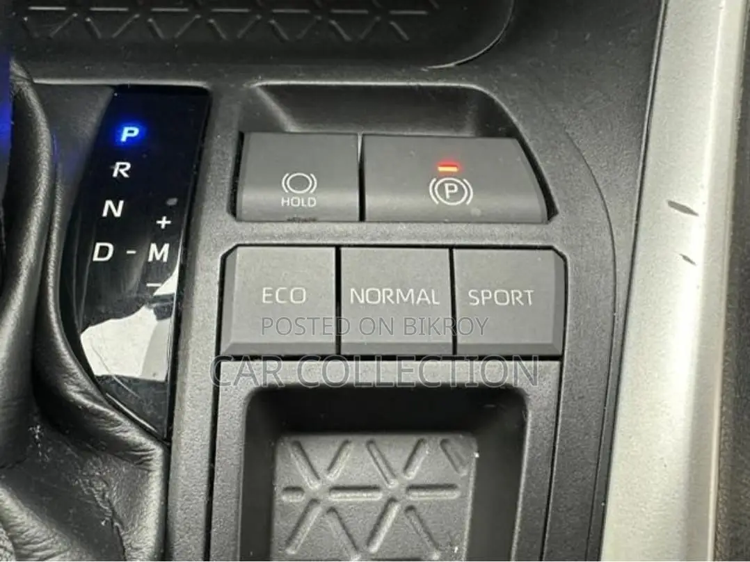 Toyota RAV4 G Hybrid Pearl 2021