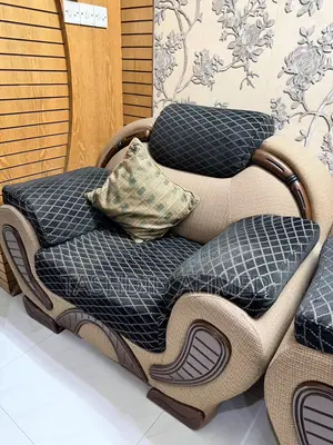 3 Set Sofa with A Tea Table