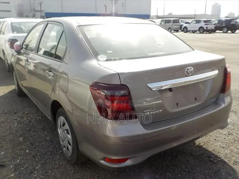Toyota Axio EX 2022