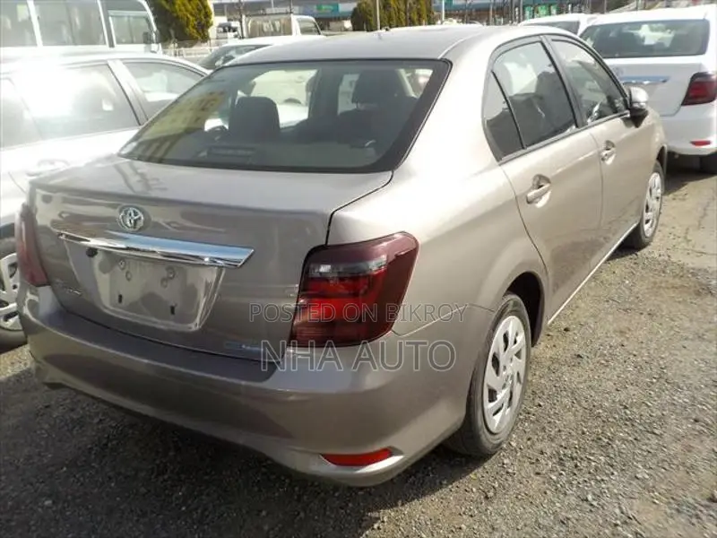 Toyota Axio EX 2022