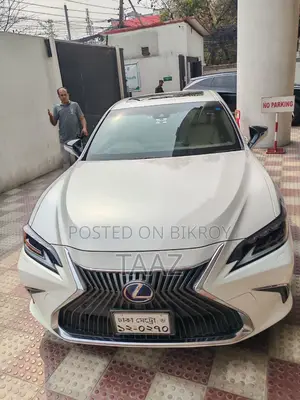 Lexus ES 300h 2019